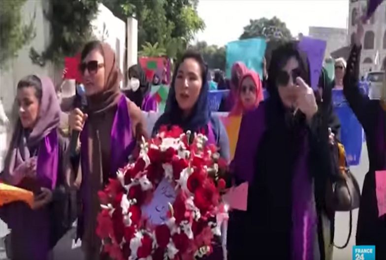 Kobiety protestowały w stolicy. Talibowie użyli podstępu