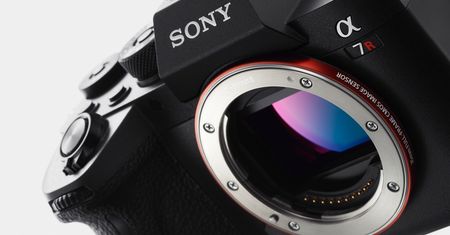 61 Mpix w bezlusterkowcu Sony A7R IV