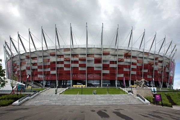 Największy w Polsce zlot foodtrucków na PGE Stadionie Narodowym w Warszawie