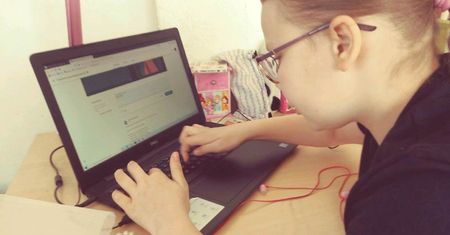 Nestlé przekazało polskim uczniom 275 komputerów i tabletów w ramach akcji #KomputerDlaUcznia