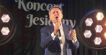 Mirzec: Wspaniały koncert Wojciecha Gąssowskiego dla seniorów