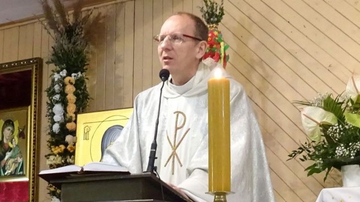 Ksiądz wyjaśnił, kto może zostać rodzicem chrzestnym