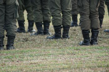 Jak wygląda życie w koszarach? Sprawdź, w krzyżówce, czy dałbyś radę