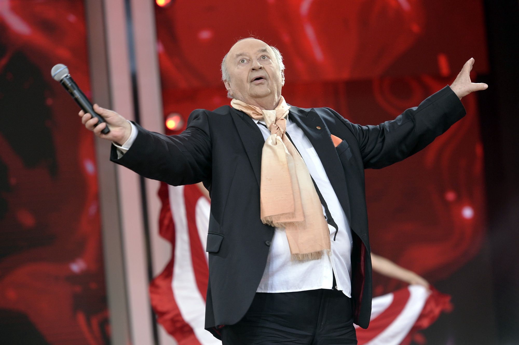 Bohdan Łazuka przyznaje, że "żyje z resztek oszczędności"