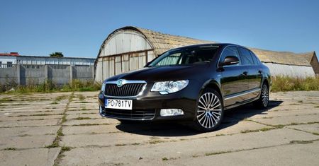 Škoda Superb 2,0 TSI Laurin&Klement - super w B-klasie [test autokult.pl]