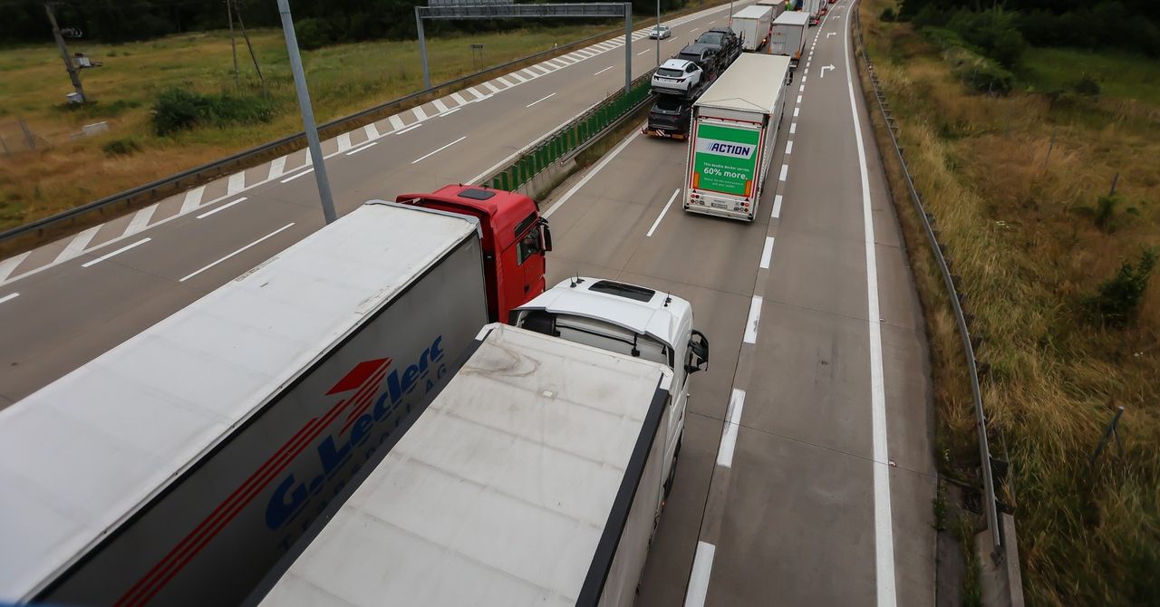 Pomoc dla przewoźników międzynarodowych. 320 mln zł na wymianę tachografów