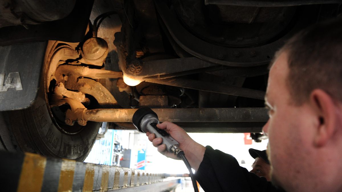 Badanie techniczne samochodu nie podrożało od 17 lat  