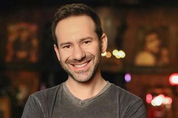 TYLE wynosił majątek Leonida Radvinsky'ego. Miliarder dorobił się na KONTROWERSYJNYCH TREŚCIACH