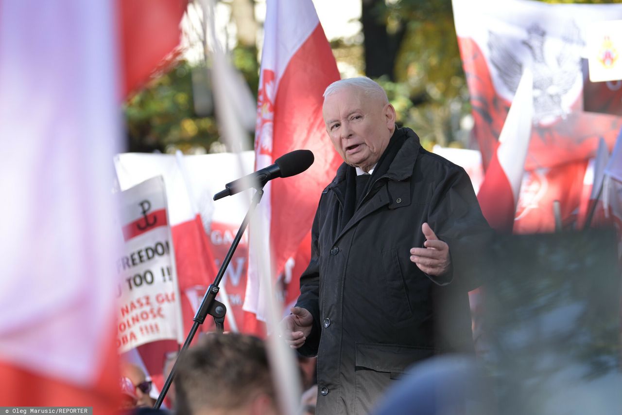 Zarobki polityków. Ile otrzymuje Jarosław Kaczyński?
