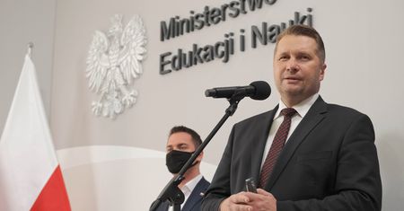 Czarnek uderza w ekologizm. "Nie zgadzamy się na ideologię"