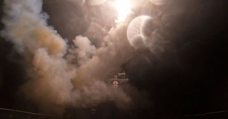 Cieśnina Ormuz znów w ogniu. Dwa tankowce eksplodowały