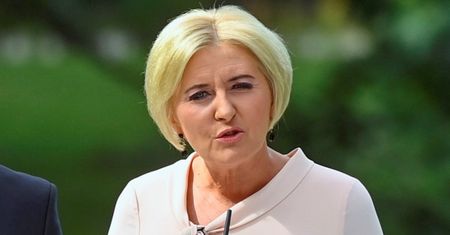 To hitowe buty na jesień. Agata Duda już je nosi