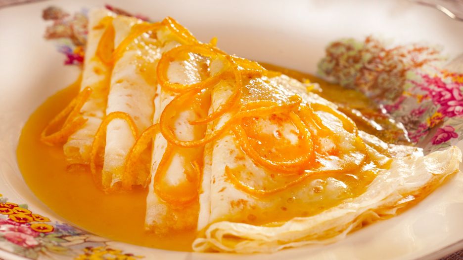 Crêpes Suzette z kwiatami koniczyny