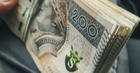 Niższe składki ZUS. Chcą zmiany prawa. "Spirala zadłużenia bardzo przyśpieszy"