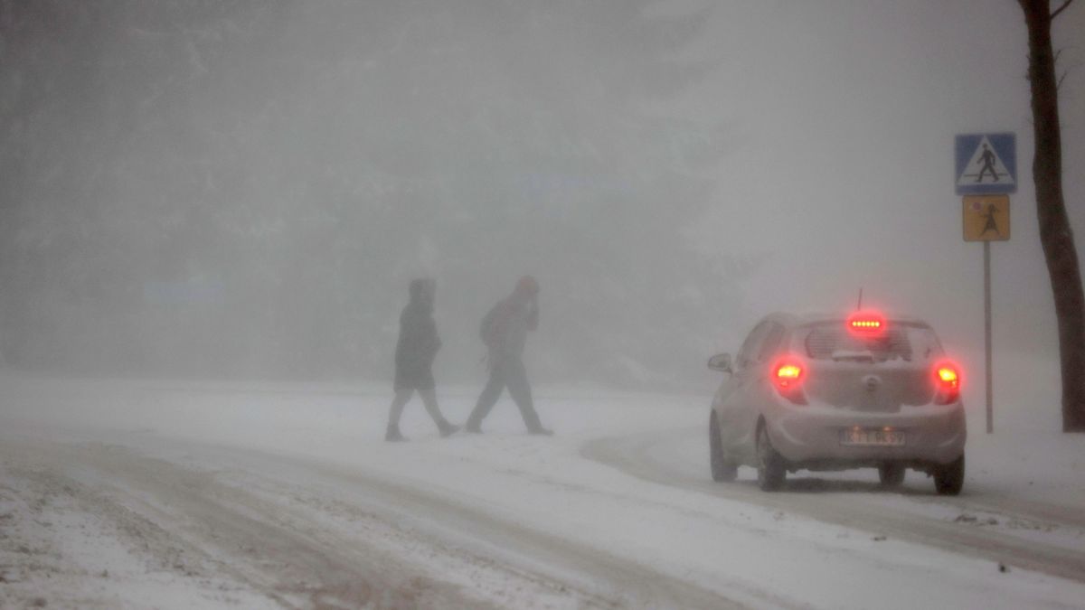 Najnowsza prognoza pogody. Ostrzeżenie przez burzami śnieżnymi 