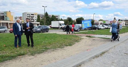 Ostatnie uzgodnienia – wymiarowy chodnik