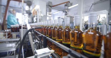 Chcą ograniczyć upijanie się obywateli. Wprowadzają minimalną cenę alkoholu