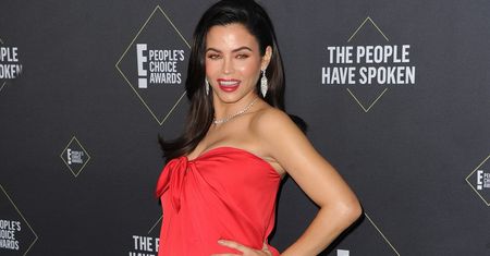 Jenna Dewan zamieszcza w sieci odważne zdjęcie. Ciąża wyraźnie jej służy