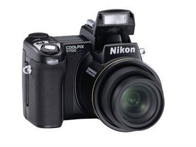 Nikon Coolpix 5700