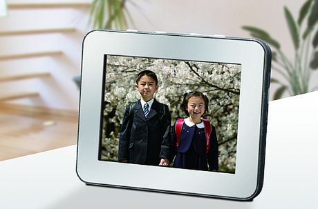Najmniejsza i najtańsza cyfrowa ramka fotograficzna 1