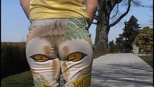 Mrugające Jeansy (wideo) 1