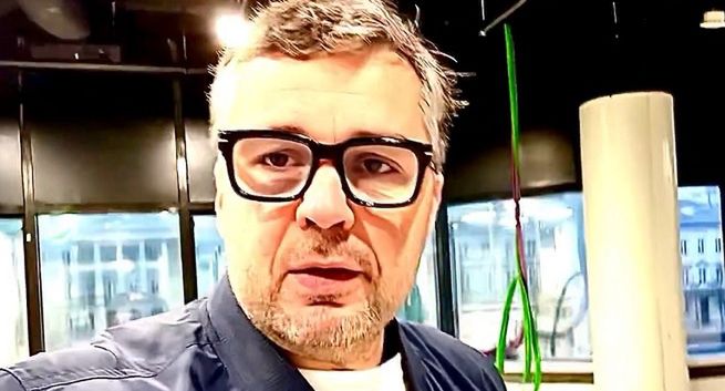 TV Republika na nowo. Dwa studia, schody jak u Trumpa