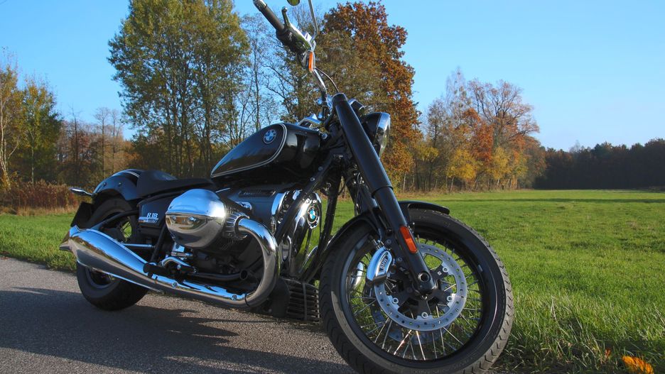 BMW R 18
