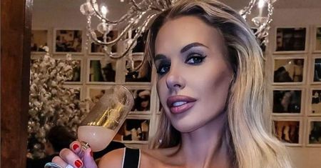 "Żony Miami": Aneta Glam ma coraz mniejsze bikini. Uwagę zwraca nie tylko biust