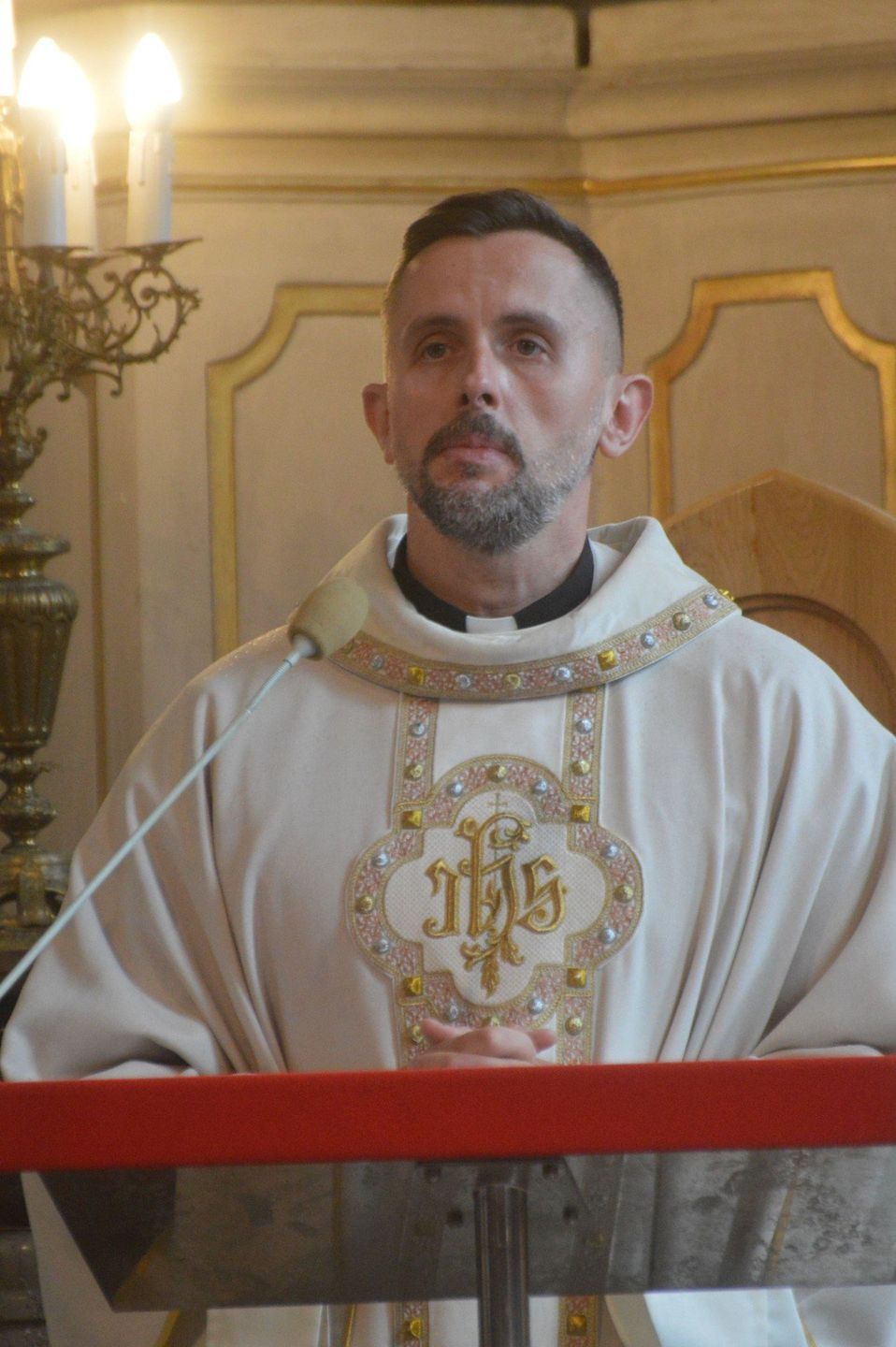 Msza prymicyjna księdza Kacpra Kluska w koneckiej kolegiacie św. Mikołaja