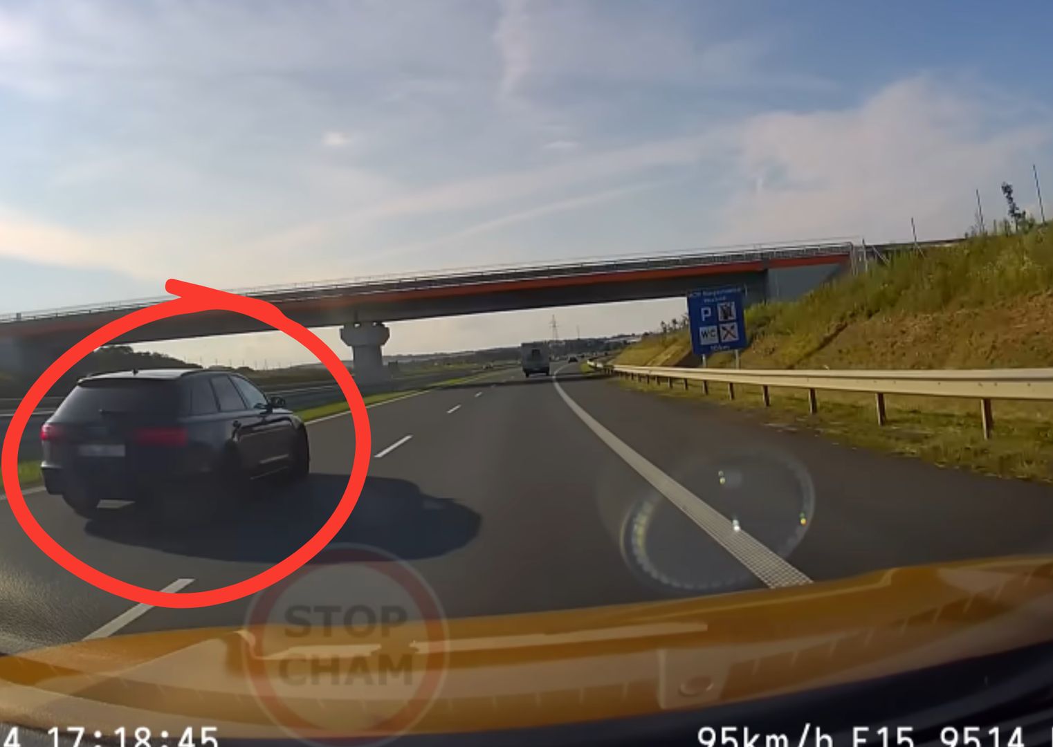 Kierowca Audi nie dawał za wygraną
