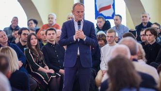 Donald Tusk pokazał rachunek z Lidla. "Ludzie idą do sklepu i płaczą"