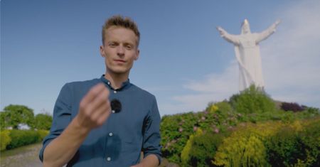 Najbardziej kontrowersyjna statua w Polsce. Czy warto ją zobaczyć?