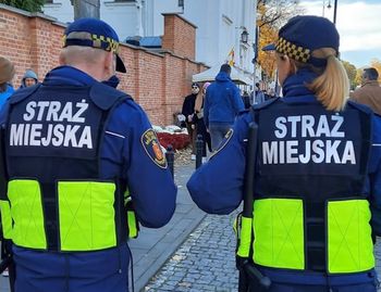 Płacą 7200 zł brutto na start. Zostało 70 wakatów