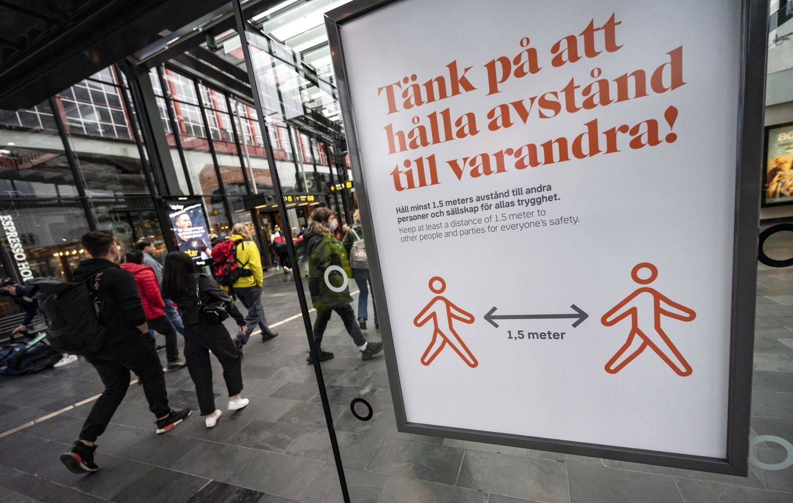 Rząd Szwecji zaostrza ograniczenia. Winę ponoszą mieszkańcy