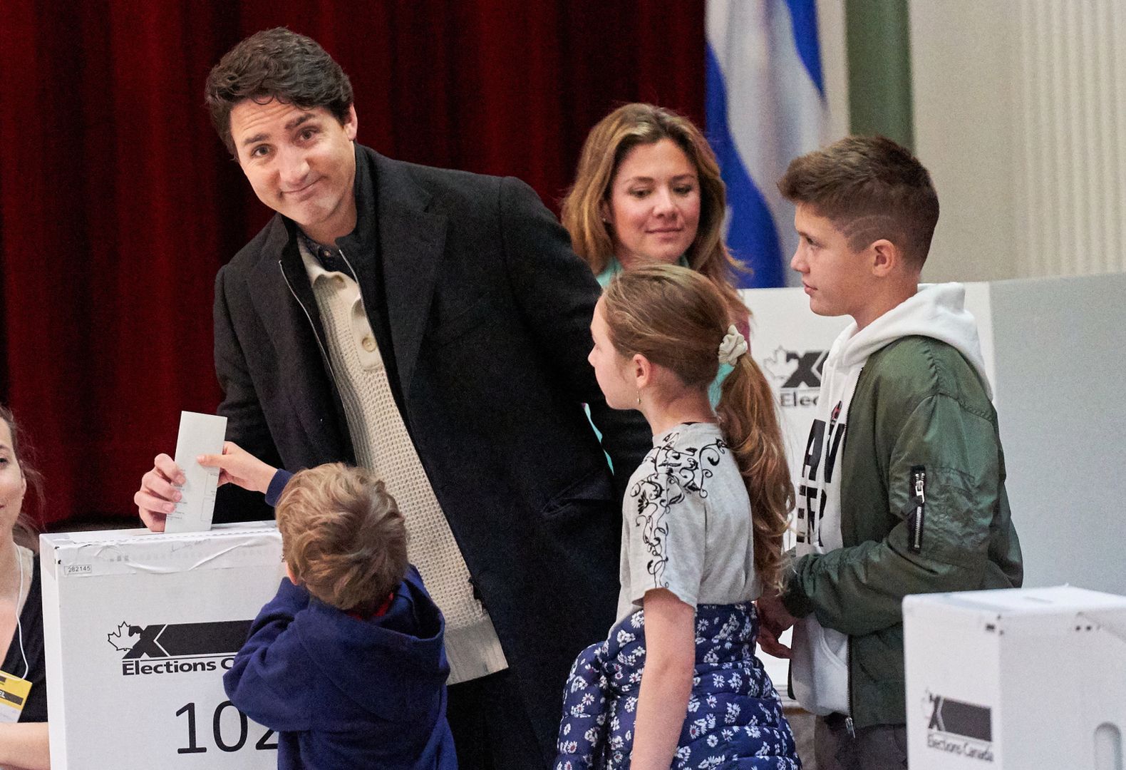 Justin Trudeau pozostanie premierem Kanady