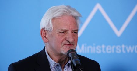 Koronawirus w Polsce. Profesor Andrzej Horban: trzeba zrobić prawie lockdown