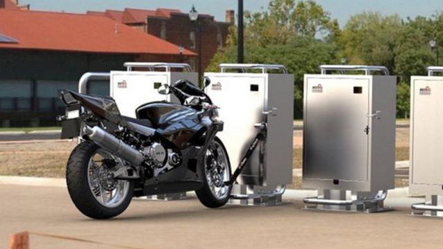 Pierwsze w Polsce parkingi dla motocyklistów 1