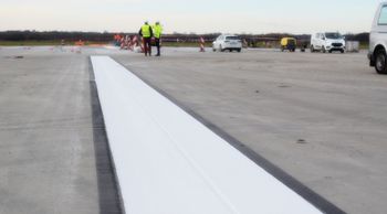 Wrocław: Na lotnisku praca idzie pełną parą. Niedługo wracają samoloty