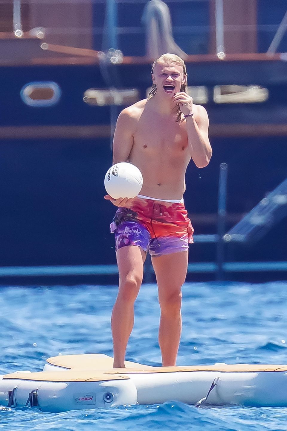 Erling Haaland na wakacjach w Saint-Tropez