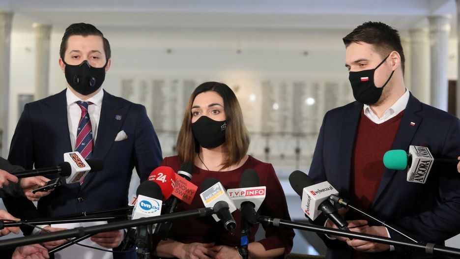 Porozumienie się pomyliło. "Posłowie omyłkowo zagłosowali za" 