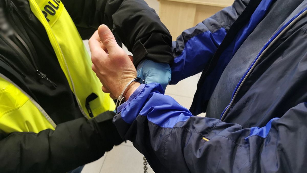 Taksówkarz z kradzieży paliwa uczynił sobie dodatkowe źródło dochodu. 