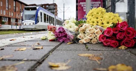Holandia. 15-latek wepchnął Polaka pod tramwaj. Ludzie się buntują