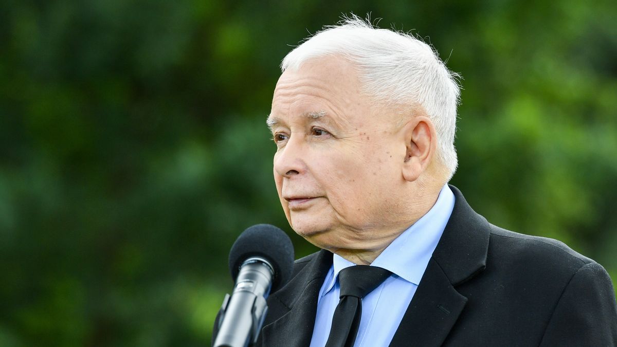 Kodeń (woj. lubelskie), 27.07.2023. Wicepremier, prezes PiS Jarosław Kaczyński podczas wizyty w Kodniu, 27 bm. (jm) PAP/Wojtek Jargiło