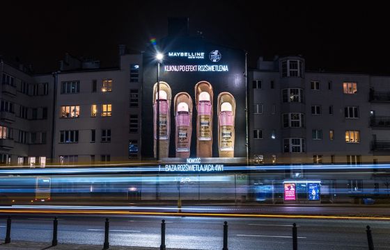 Maybelline New York w nowej kampanii stawia na murale