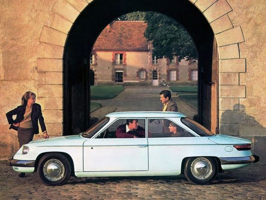 Panhard 24
