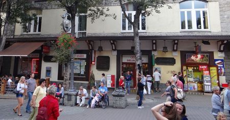 Plaga w Zakopanem. Turystka oszukana na grube pieniądze