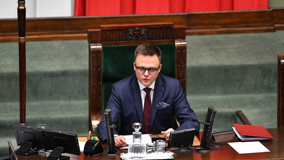 Kto siedzi obok Hołowni w Sejmie? Tak wygląda rozkład