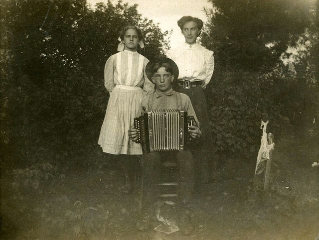 Wiedzieliście, że muzycy byli popularnym tematem na początku historii fotografii? 4