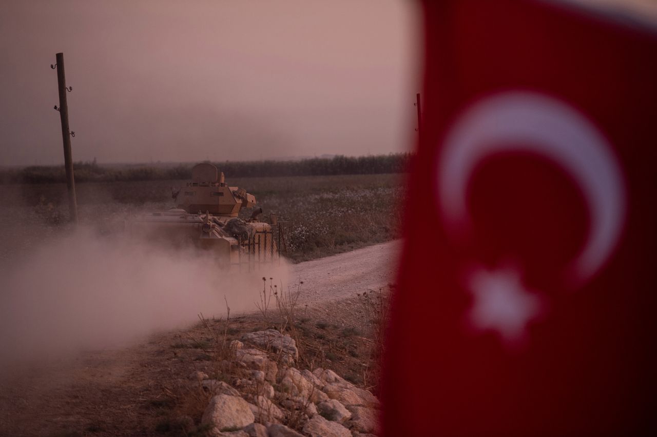Tureckie wojska przemieszczają się do północnej Syrii (9.10.2019, Burak Kara/Getty Images)