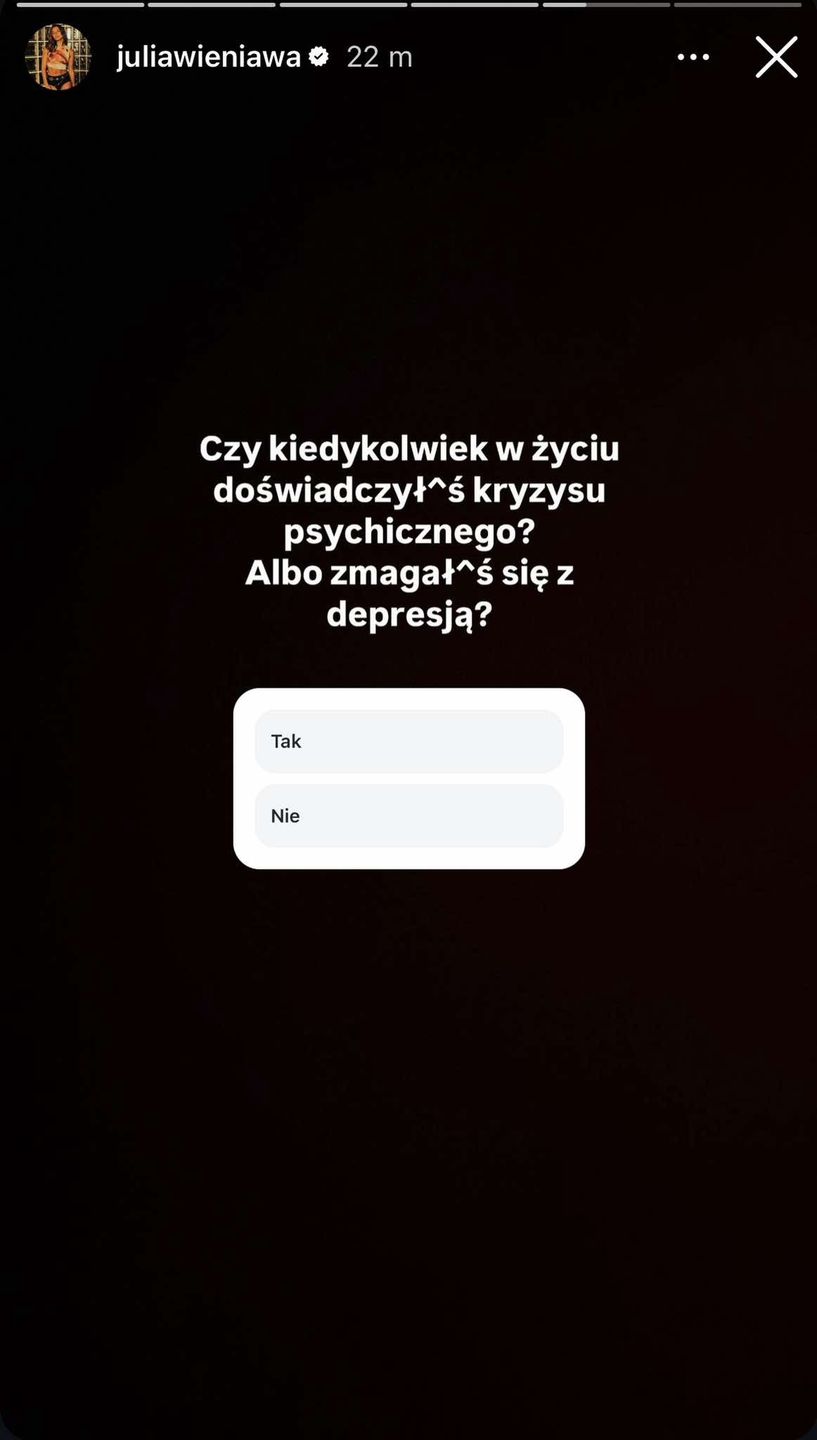 Julia Wieniawa zamieściła zdjęcie z twarzą mokrą od łez